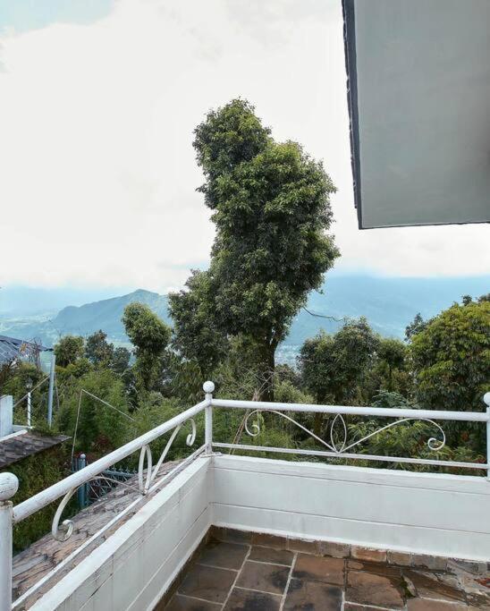 Ghost Villa Pokhara With Mountain View 20Mins From Main Area Ranipauwa Bagian luar foto