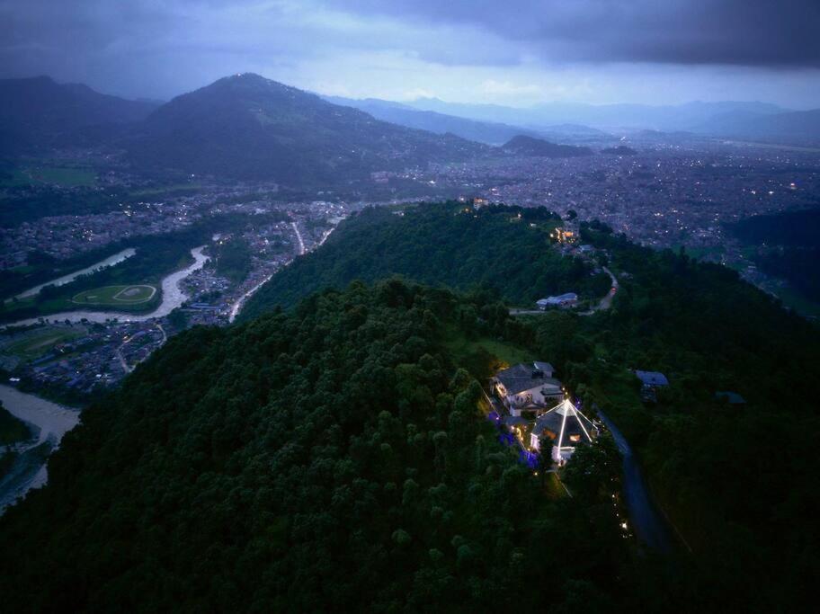 Ghost Villa Pokhara With Mountain View 20Mins From Main Area Ranipauwa Bagian luar foto