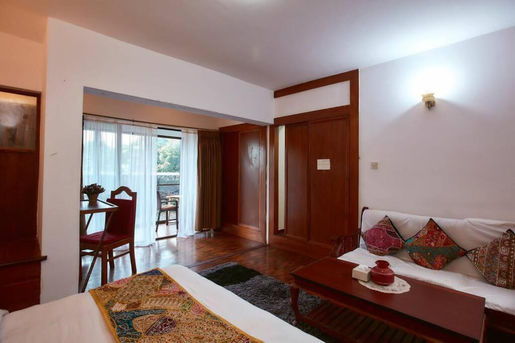 Ghost Villa Pokhara With Mountain View 20Mins From Main Area Ranipauwa Bagian luar foto