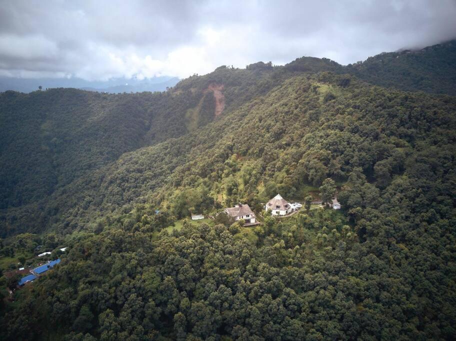 Ghost Villa Pokhara With Mountain View 20Mins From Main Area Ranipauwa Bagian luar foto